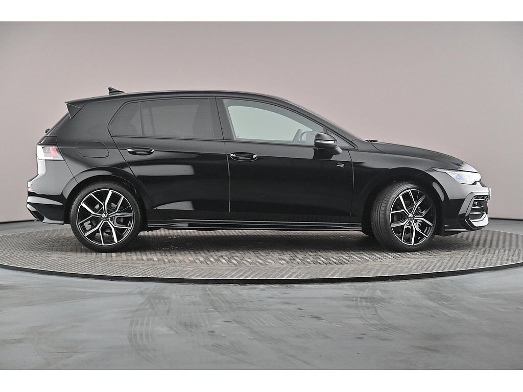 Volkswagen Golf Mark 8 Facelift(2024) Black Ed 1.5 TSI(150ps)