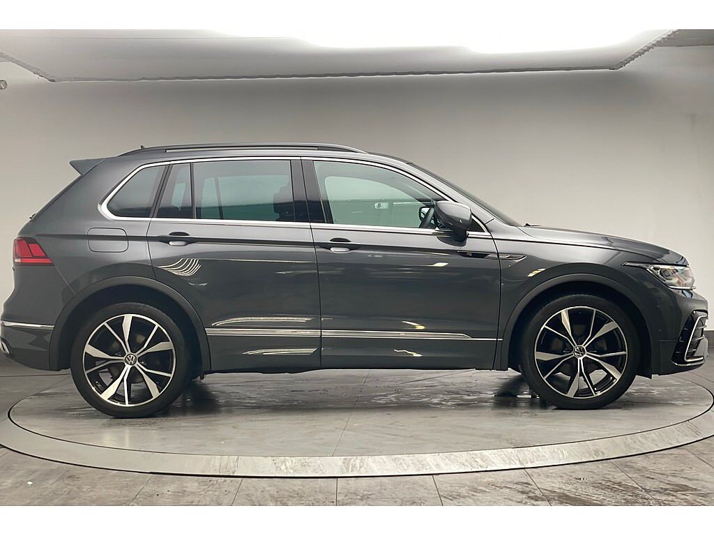 Volkswagen Tiguan R-Line 2.0 TDI 150PS 7-Speed DSG 4Motion 5 Door
