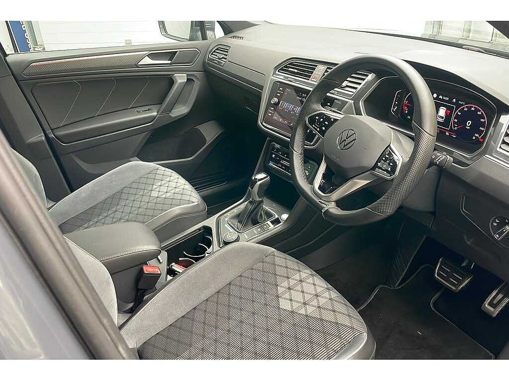Volkswagen Tiguan R-Line 2.0 TDI 150PS 7-Speed DSG 4Motion 5 Door