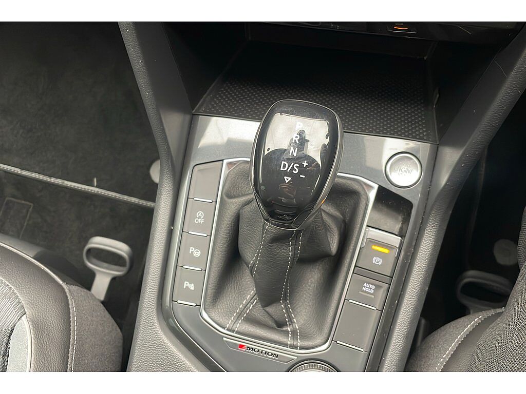Volkswagen Tiguan R-Line 2.0 TDI 150PS 7-Speed DSG 4Motion 5 Door