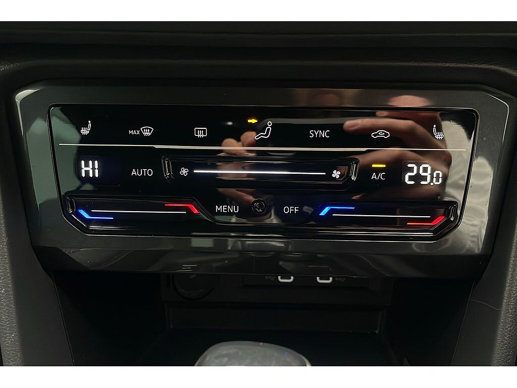 Volkswagen Tiguan R-Line 2.0 TDI 150PS 7-Speed DSG 4Motion 5 Door