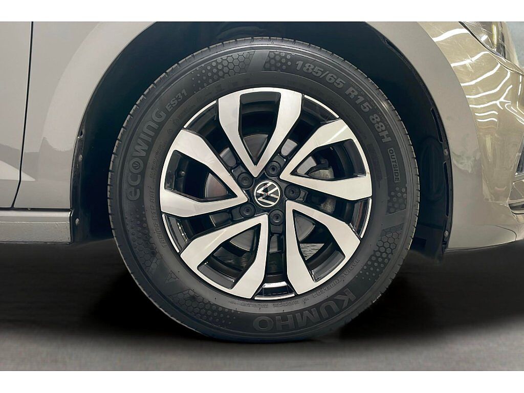Volkswagen Polo Active 1.0 TSI 95PS 7-speed DSG 5 Door