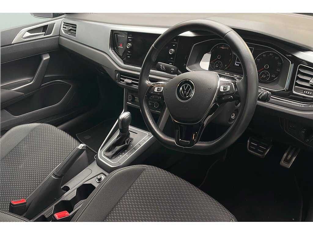 Volkswagen Polo Active 1.0 TSI 95PS 7-speed DSG 5 Door