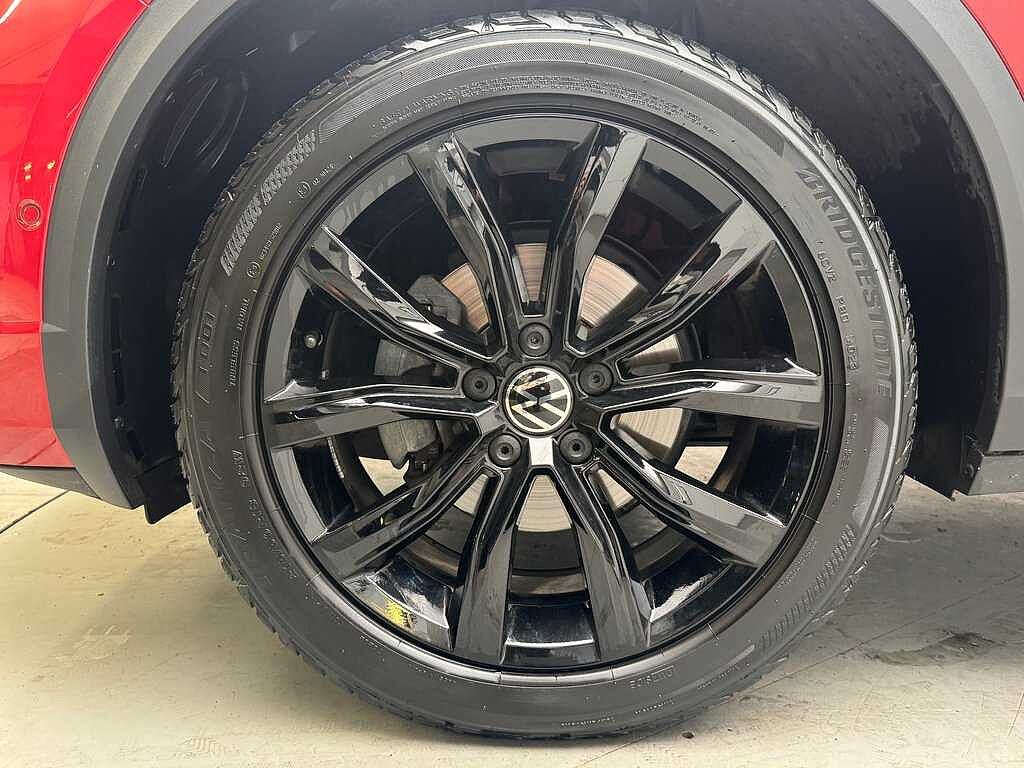 Volkswagen T-Roc R-Line 1.5 TSI 150PS 7-speed DSG 5 Door