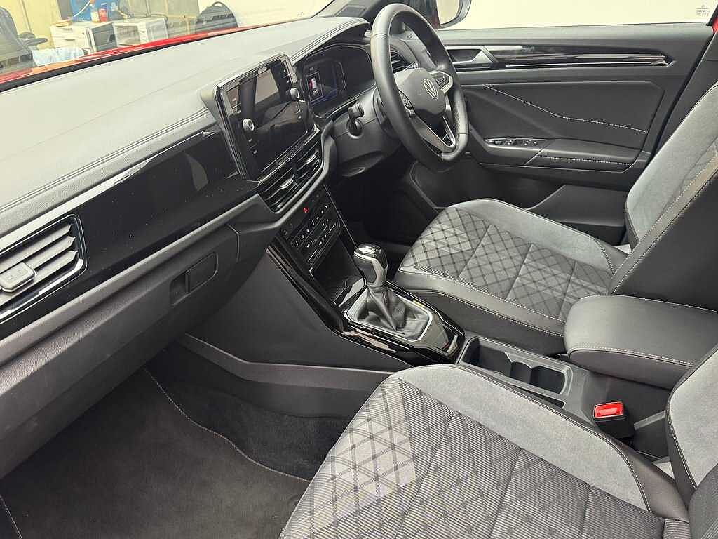 Volkswagen T-Roc R-Line 1.5 TSI 150PS 7-speed DSG 5 Door