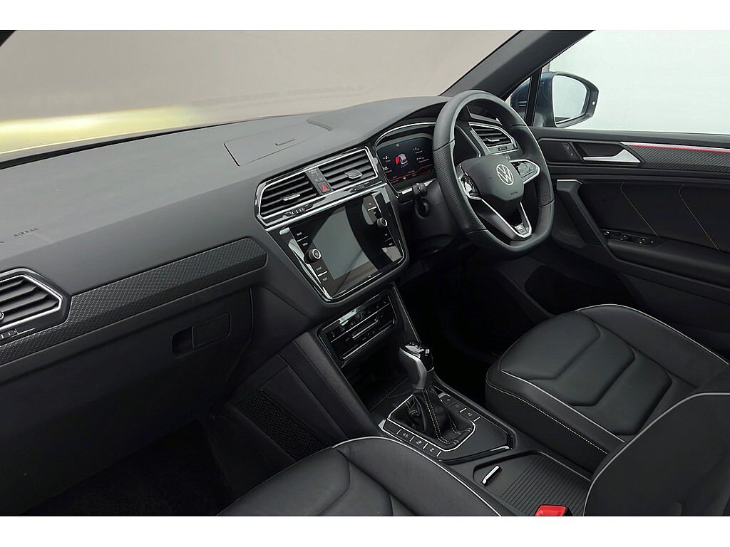 Volkswagen Tiguan R-Line Edition 1.5 TSI 150PS 7-Speed DSG 5 Door