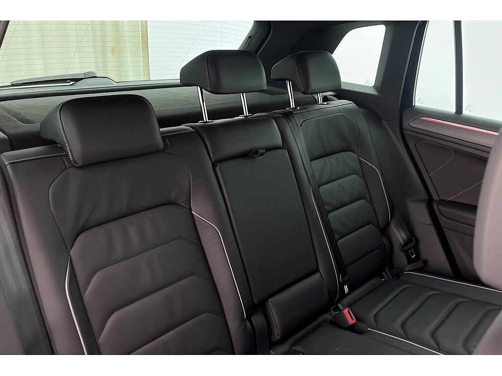 Volkswagen Tiguan R-Line Edition 1.5 TSI 150PS 7-Speed DSG 5 Door