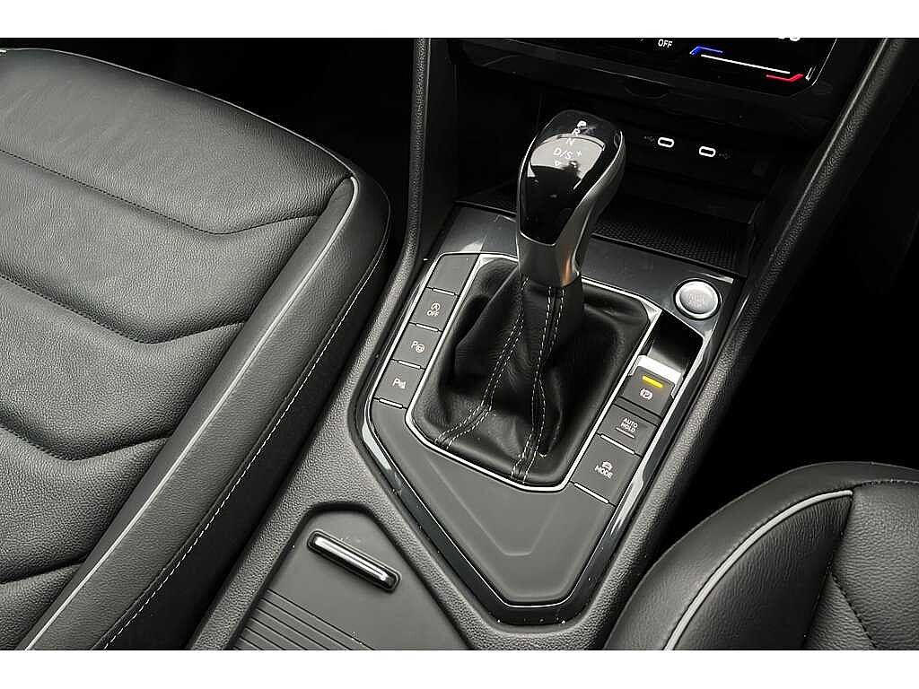 Volkswagen Tiguan R-Line Edition 1.5 TSI 150PS 7-Speed DSG 5 Door