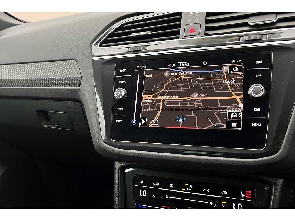 Volkswagen Tiguan R-Line Edition 1.5 TSI 150PS 7-Speed DSG 5 Door