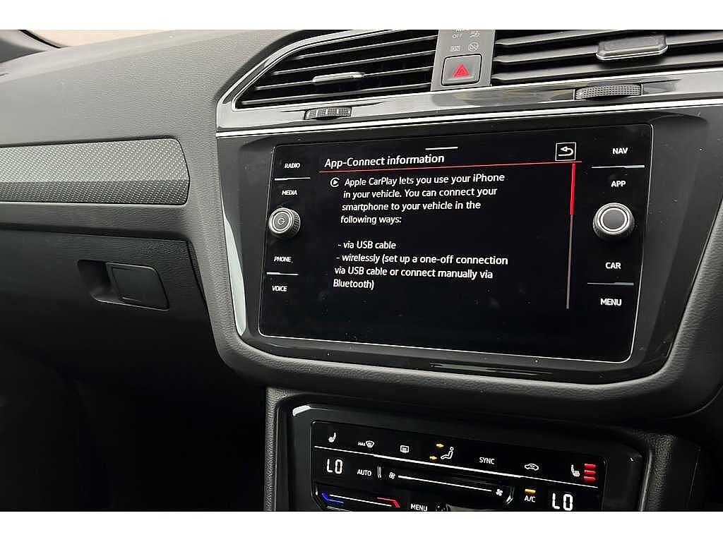 Volkswagen Tiguan R-Line Edition 1.5 TSI 150PS 7-Speed DSG 5 Door
