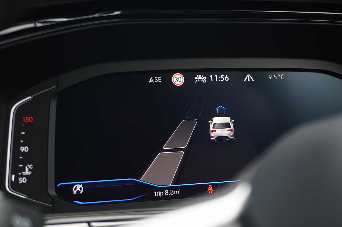 Volkswagen T-ROC Black Edition TSI 1.5 6 SPEED 5 door