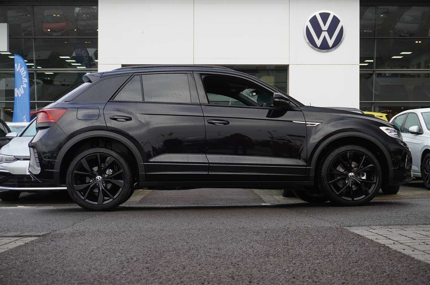 Volkswagen T-ROC Black Edition TSI 1.5 6 SPEED 5 door