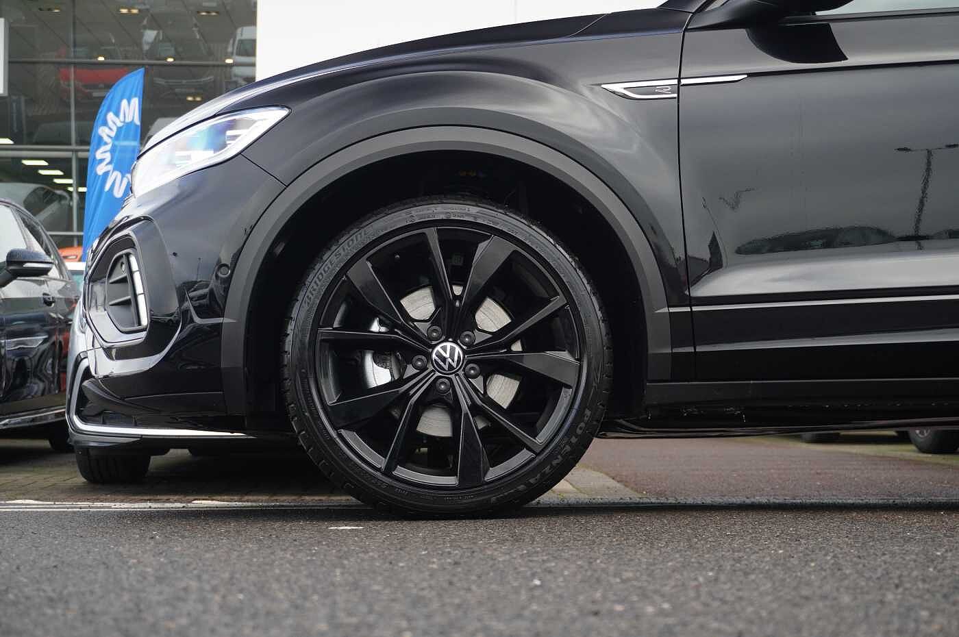 Volkswagen T-ROC Black Edition TSI 1.5 6 SPEED 5 door