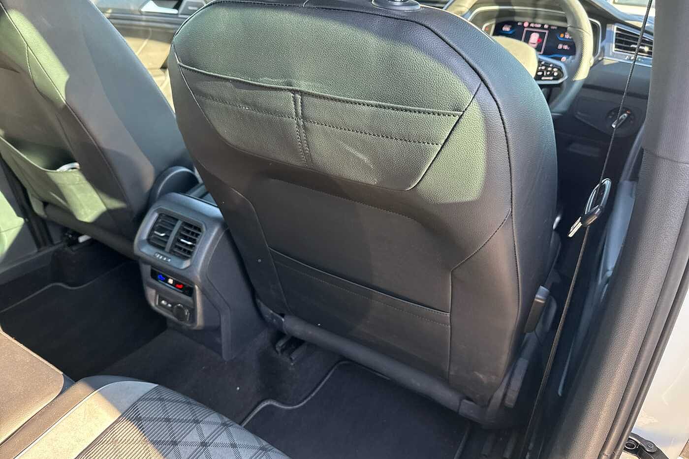 Volkswagen Tiguan 2.0 TDI (150PS) R-Line SCR 4Motion DSG