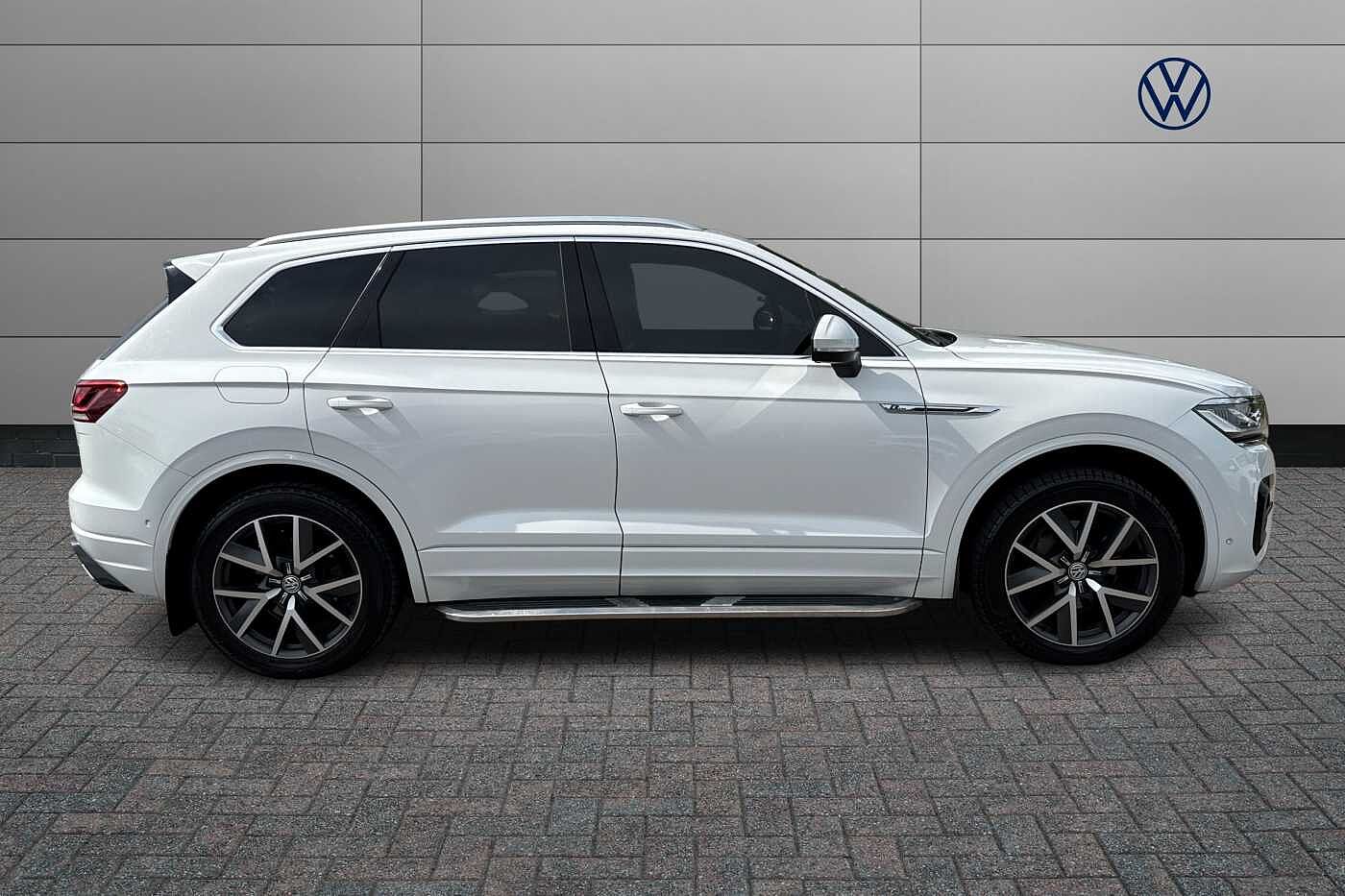 Volkswagen Touareg 3.0TDI (286ps) R-Line 4Motion 5dr