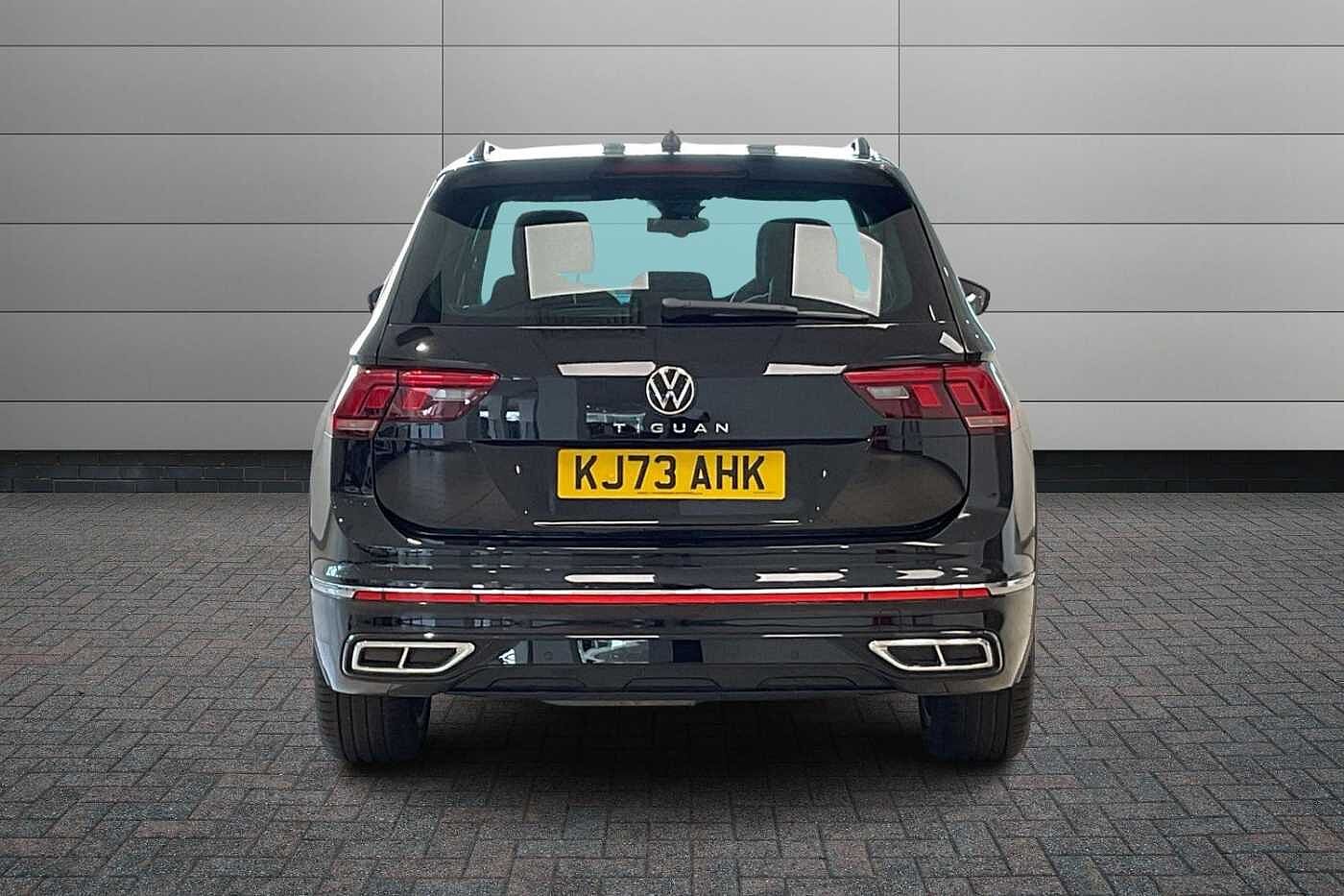 Volkswagen Tiguan 2.0 TDI R-Line Edition SUV 5dr Diesel DSG Euro 6 (s/s) (150 ps)